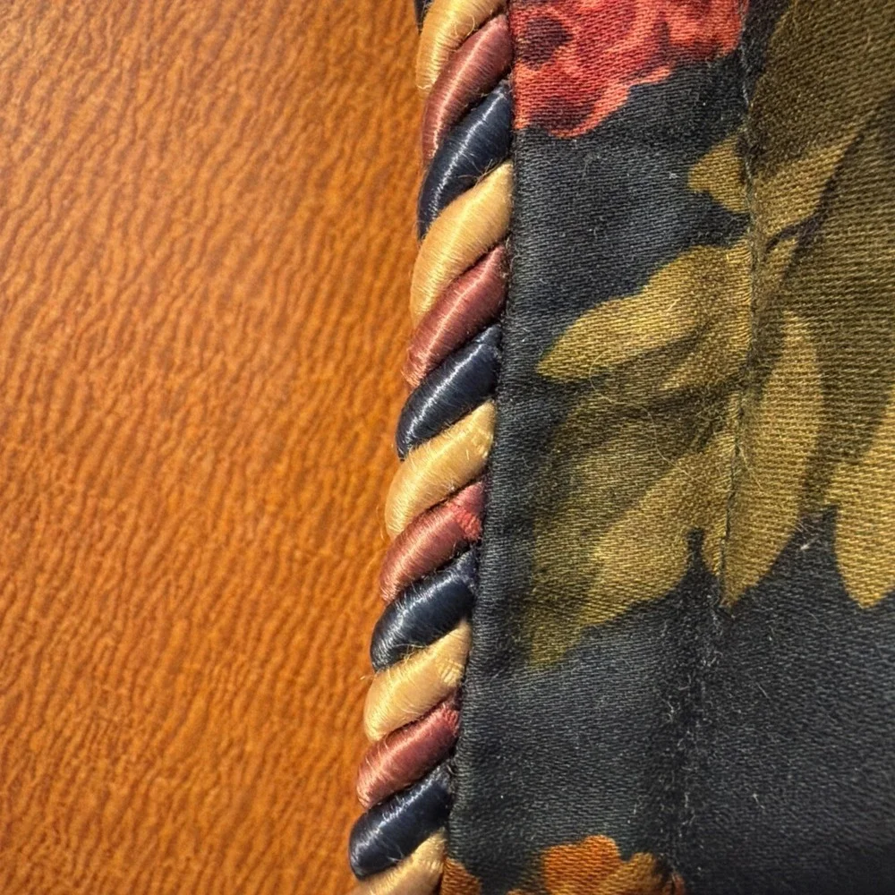 Vtg Tommy Hilfiger Navy Fliral Throw Pillow 18